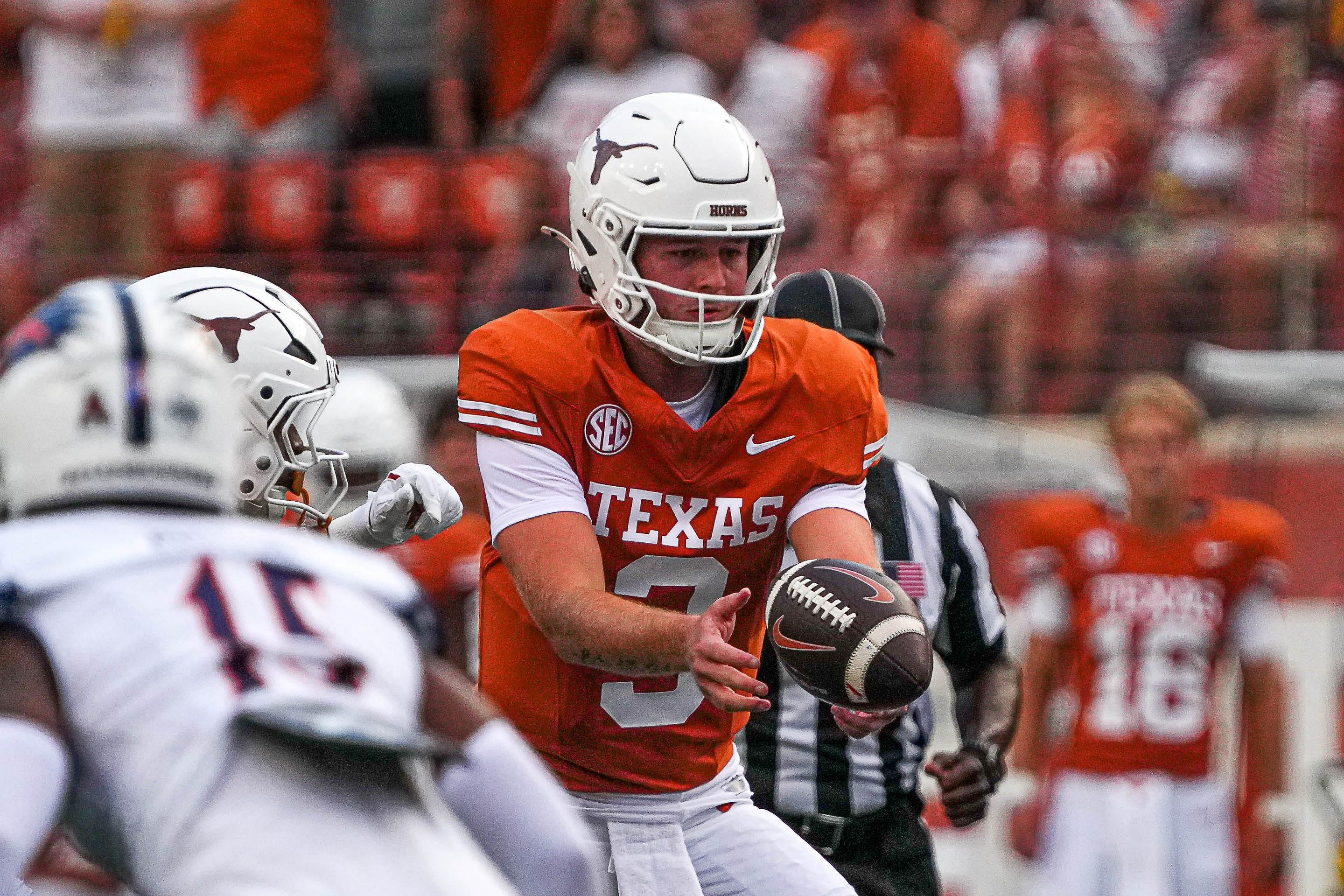 Quinn Ewers will start on Saturday - Source: Imagn